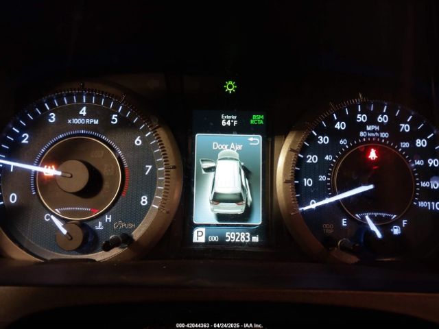 5TDYZ3DC7JS909902 Toyota Sienna Xle 8 Passenger