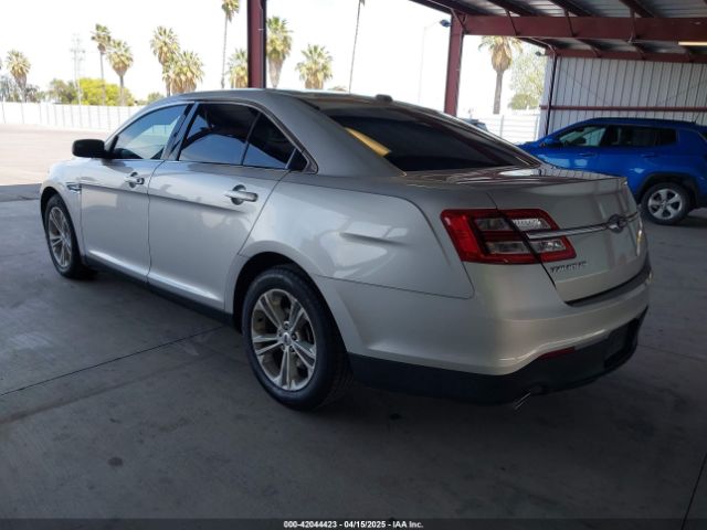 1FAHP2D86JG136741 Ford TAURUS SE