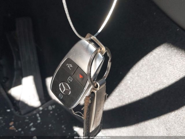 55SWF8EB0KU314445 Mercedes-Benz C 300 4matic