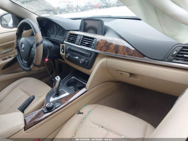 WBA3B1C54EK132739 BMW 320i
