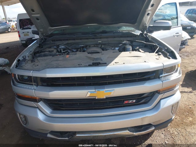 3GCUKREC5JG401768 Chevrolet Silverado 1500 2lt