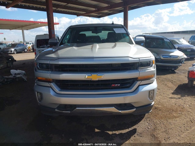 3GCUKREC5JG401768 Chevrolet Silverado 1500 2lt