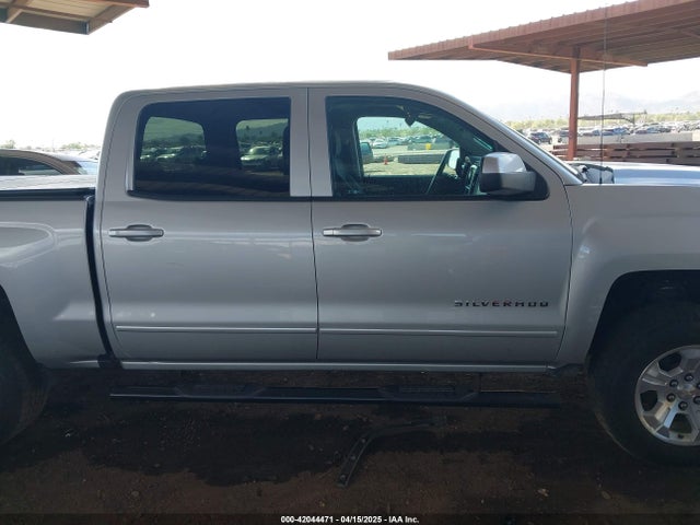3GCUKREC5JG401768 Chevrolet Silverado 1500 2lt