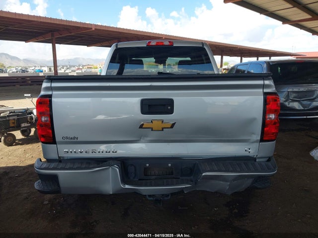 3GCUKREC5JG401768 Chevrolet Silverado 1500 2lt