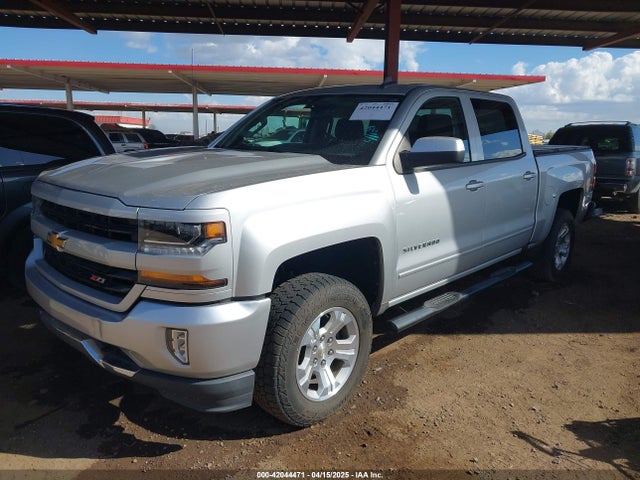 3GCUKREC5JG401768 Chevrolet Silverado 1500 2lt