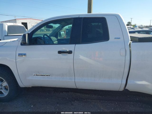 5TFUW5F1XGX539529 Toyota Tundra Sr5 5.7l V8