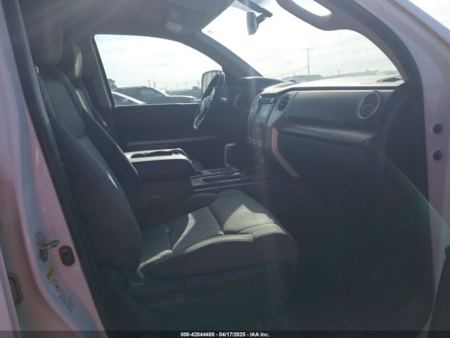 5TFUW5F1XGX539529 Toyota Tundra Sr5 5.7l V8