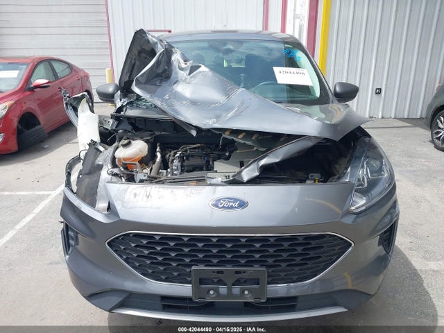 1FMCU9G65NUA59587 Ford ESCAPE SE