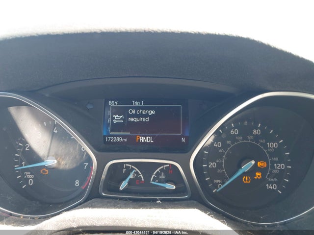 1FADP3K28FL214566 Ford FOCUS SE