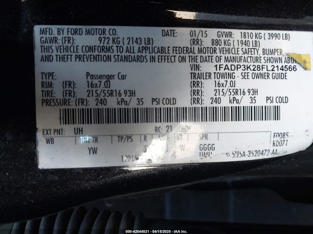 1FADP3K28FL214566 Ford FOCUS SE