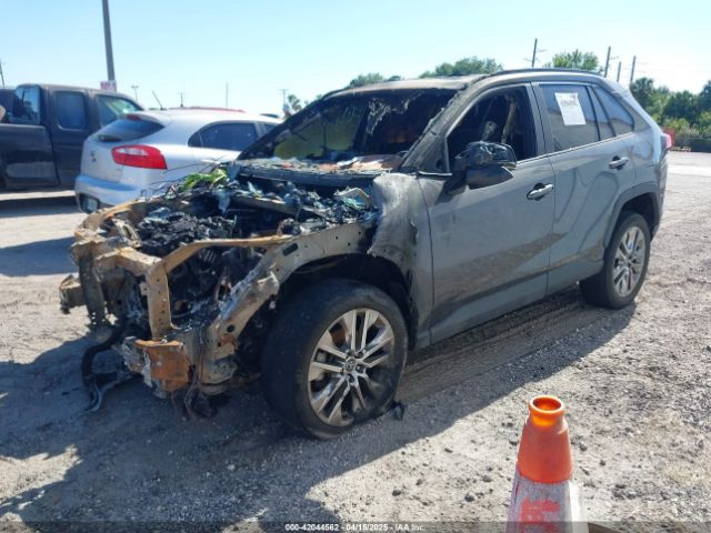2T3C1RFV6LC058732 Toyota Rav4 Xle Premium