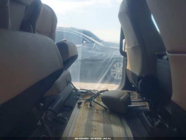 5TDYRKEC6MS055675 Toyota SIENNA XLE