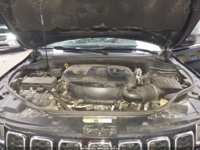 2017 JEEP GRAND CHEROKEE 1C4RJFAG2HC625111 Photo 9