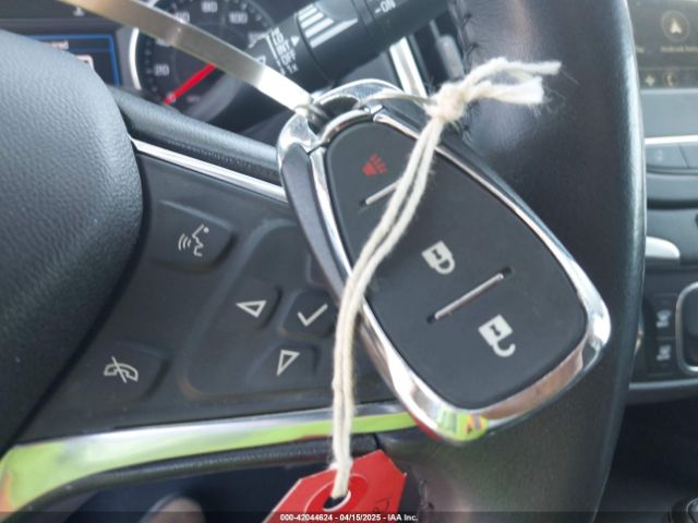 2GNAXJEV6K6260057 Chevrolet EQUINOX LT