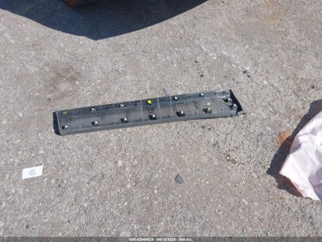2GNAXJEV6K6260057 Chevrolet EQUINOX LT
