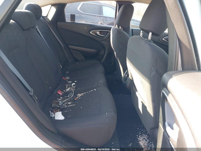 1C3CCCAB9FN642822 Chrysler 200 Limited