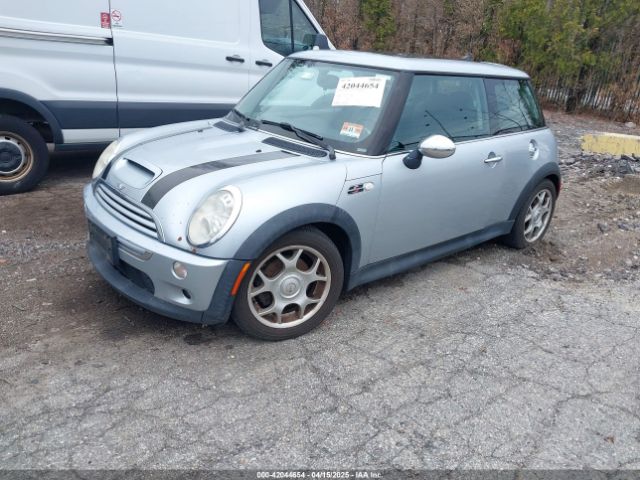 2005 MINI COOPER S WMWRE33445TD93578 Photo 1