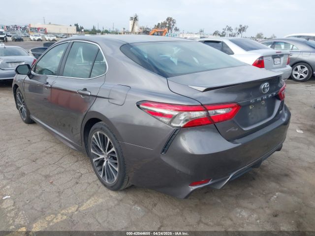4T1B11HK5JU605185 Toyota CAMRY SE