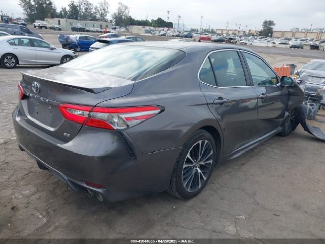 4T1B11HK5JU605185 Toyota CAMRY SE