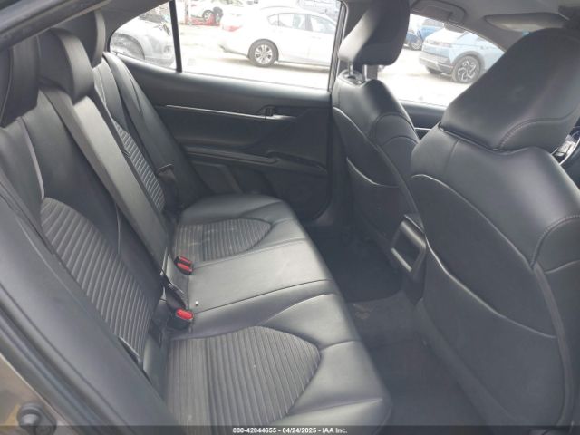 4T1B11HK5JU605185 Toyota CAMRY SE