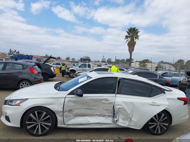 1N4BL4CV4KC120227 Nissan Altima 2.5 Sr
