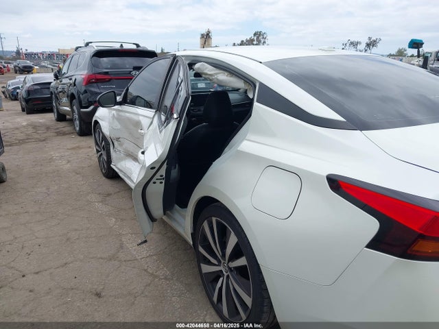 1N4BL4CV4KC120227 Nissan Altima 2.5 Sr