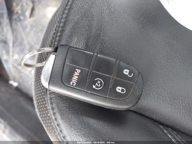 ZACCJADBXJPH67443 Jeep Renegade Limited Fwd