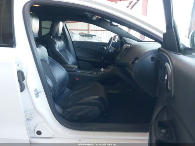 1C3CCCBB1GN151418 Chrysler 200 S