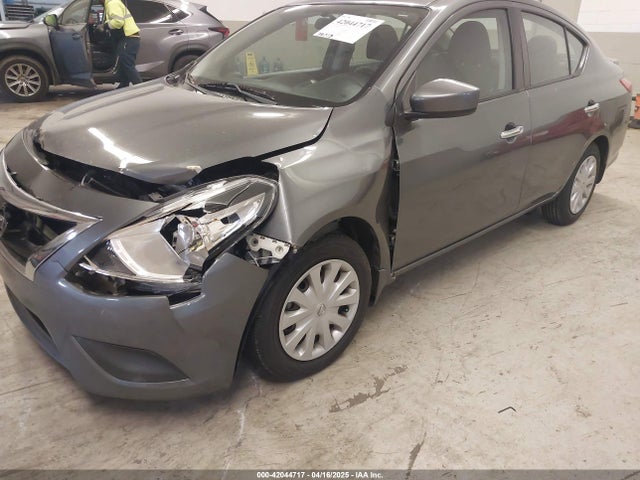 3N1CN7AP9JL832558 Nissan Versa 1.6 Sv