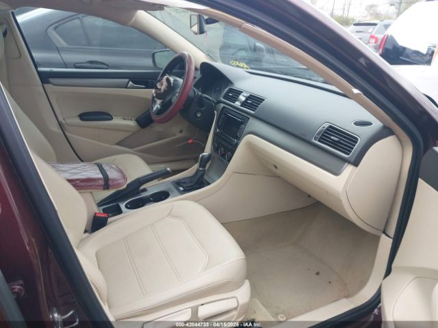 1VWBN7A37EC083330 Volkswagen Passat 2.0l Tdi Se