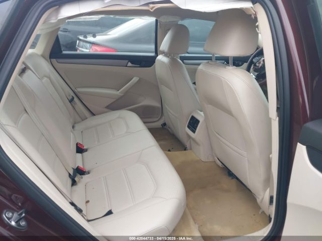 1VWBN7A37EC083330 Volkswagen Passat 2.0l Tdi Se
