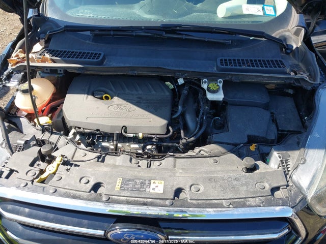 1FMCU9GD8JUA46664 Ford ESCAPE SE