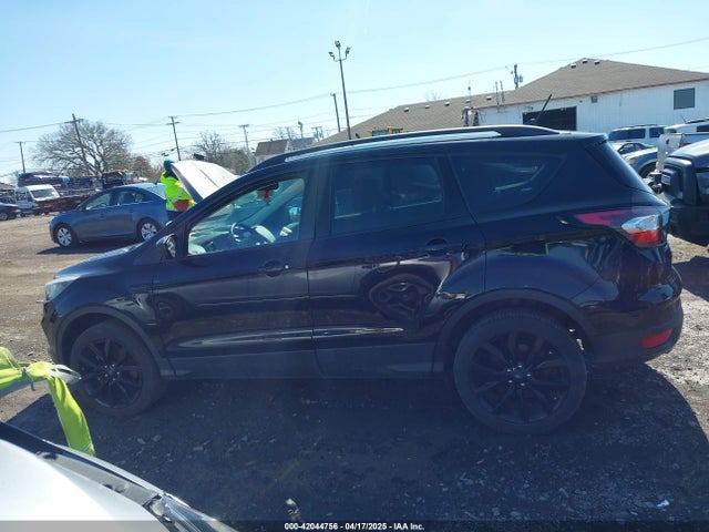 1FMCU9GD8JUA46664 Ford ESCAPE SE