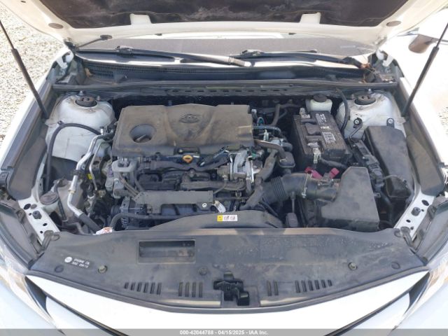 4T1B11HK9JU651943 Toyota CAMRY LE