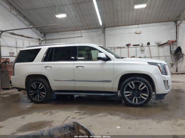 1GYS4MKJ0FR566796 Cadillac Escalade Luxury