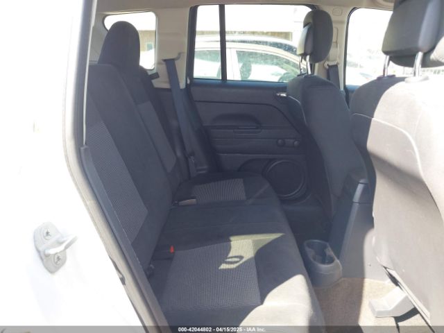 1C4NJCBA0ED618090 Jeep Compass Sport