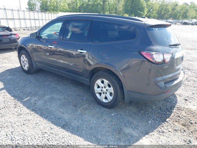 Chevrolet Traverse Ls 2015 1GNKRFKD8FJ381219 Image 3
