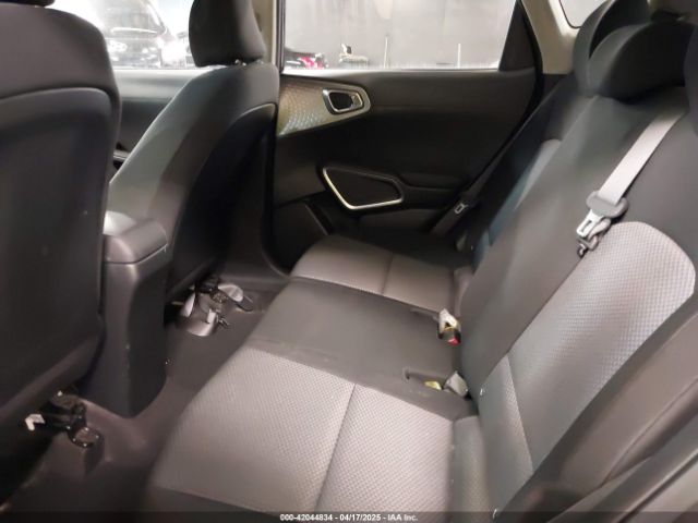 KNDJ23AU2N7799053 KIA SOUL LX
