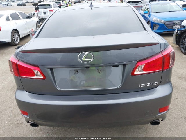 42044838 :رقم المزاد ، JTHBF5C23D5187730 vin ، 2013 Lexus Is 250 مزاد بيع
