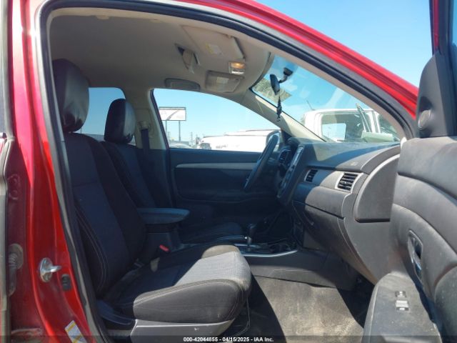 JA4AD2A33JZ040254 Mitsubishi Outlander Es