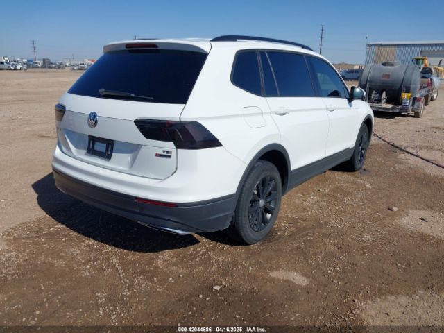 3VV0B7AX8JM076693 Volkswagen Tiguan