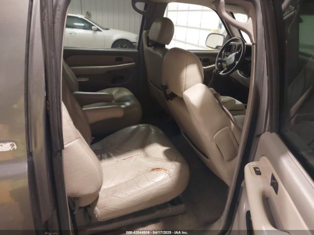 2000 GMC YUKON XL 1500 3GKFK16T7YG142515 Photo 7