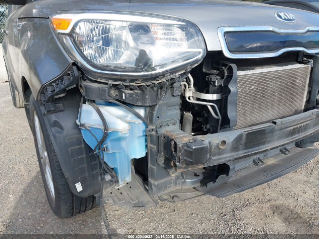 KNDJP3A55G7305863 KIA SOUL +