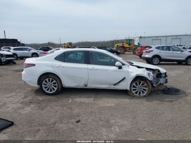 4T1C11AK7MU515359 Toyota CAMRY LE