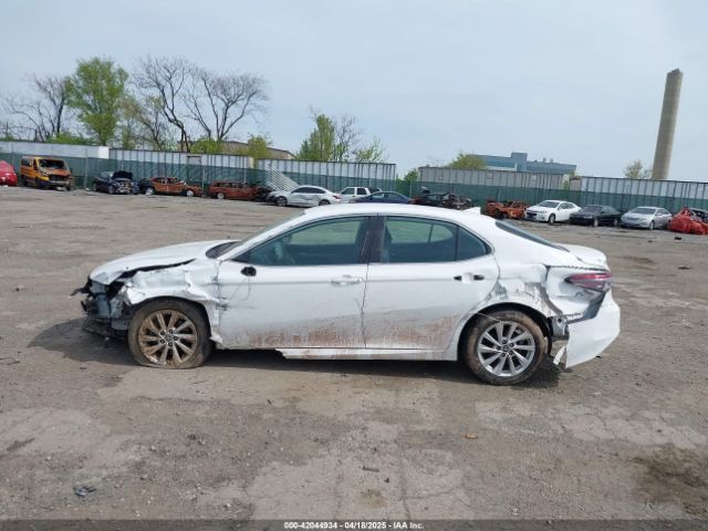 4T1C11AK7MU515359 Toyota CAMRY LE