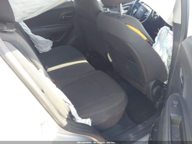 KL7CJNSB6JB510894 Chevrolet TRAX LS