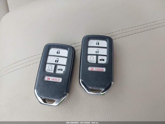 1HGCR3F83HA032076 Honda Accord Ex-l V6