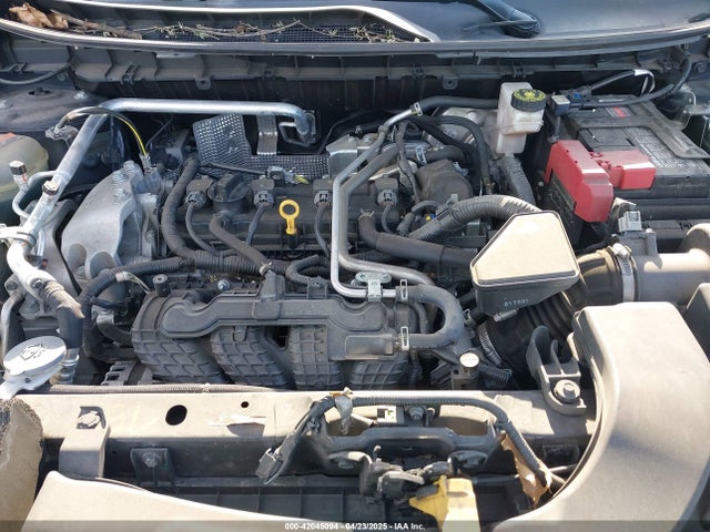 5N1AT3AB0MC692340 Nissan Rogue S Intelligent Awd