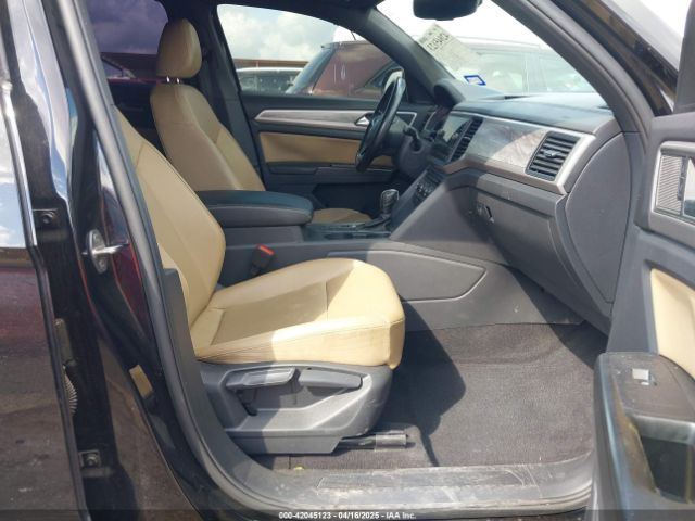 1V2YE2CA3LC224739 Volkswagen Atlas Cross Sport 3.6l V6 Se W/technology/3.6l V6 Se W/technology R-line