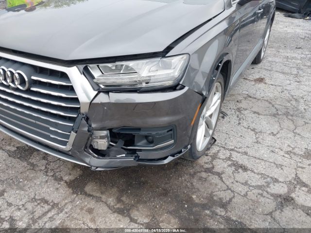 WA1VAAF75JD048594 Audi Q7 3.0t Premium